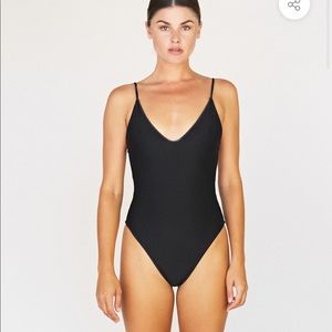 Grey full piece 2021